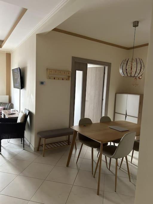 Ifestionos 2-Bedroom Apartment Солун Екстериор снимка